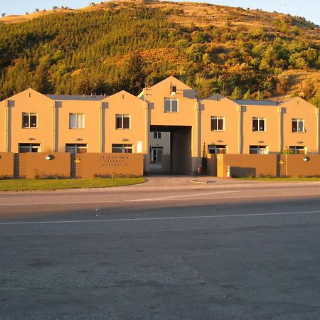Queenstown Gateway Apartments Экстерьер фото