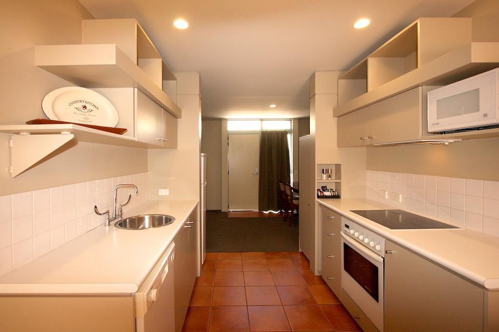 Queenstown Gateway Apartments Экстерьер фото