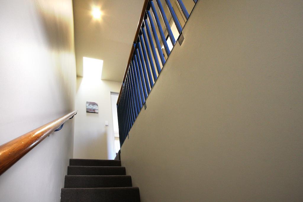 Queenstown Gateway Apartments Экстерьер фото