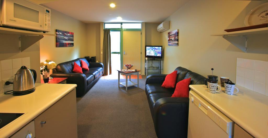 Queenstown Gateway Apartments Экстерьер фото